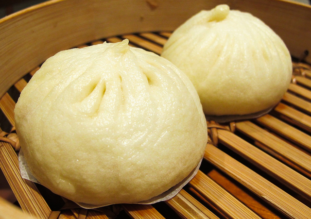 WHILE THEY'RE HOT. Din Tai Fung's pork buns