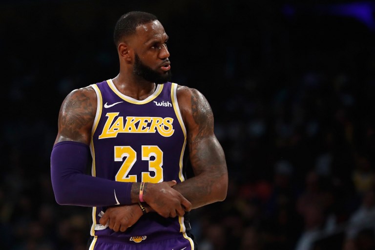 LOAD MANAGEMENT. The Lakers announce that LeBron James needs to rest against the defending champion Warriors. Photo by Sean M. Haffey/Getty Images/AFP  