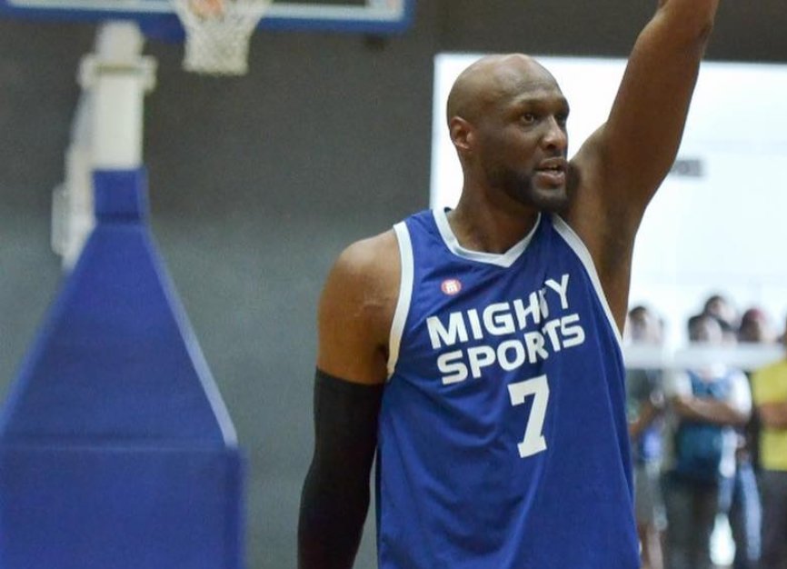 STEPPING UP. Lamar Odom looks to step up in Mighty Sports' bid for a playoff berth in the 30th Dubai International Basketball Championship. Photo from Charles Tiu's Instagram page 