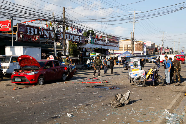 BLAST SITE. The explosion rocked the bus terminal in Guiwan, Zamboanga City. Photo by Charlie Saceda/Rappler
