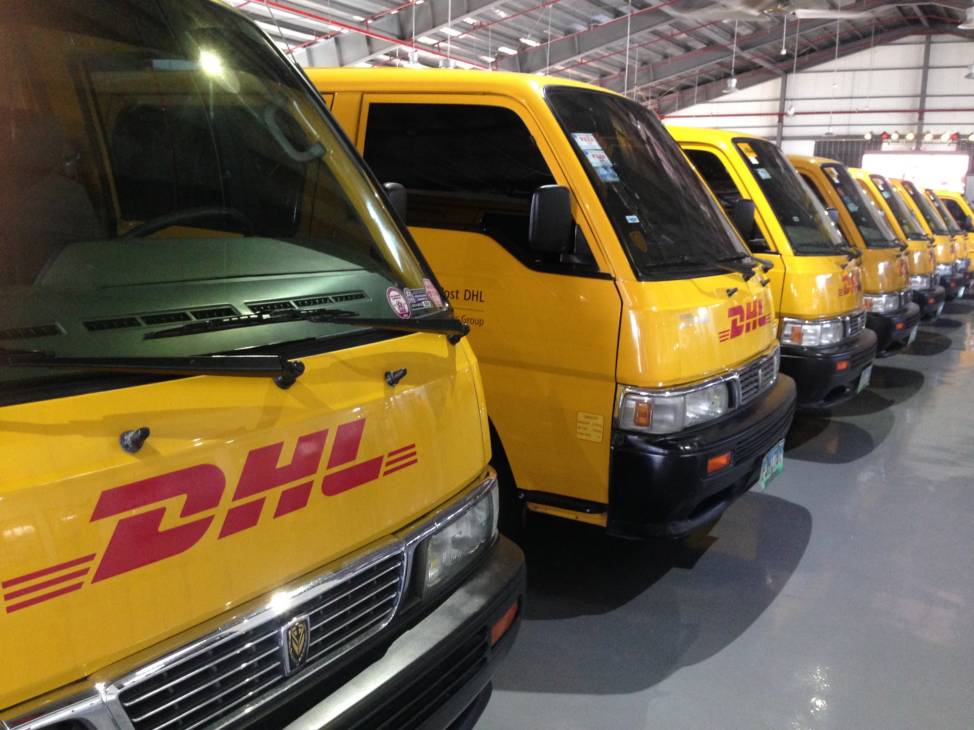 GROWING DEMANDS. DHL's local unit opens a new service center in Las Piñas City to cater to the growing logistics demands in Southern Metro Manila. All photos by Chrisee Dela Paz/Rappler   