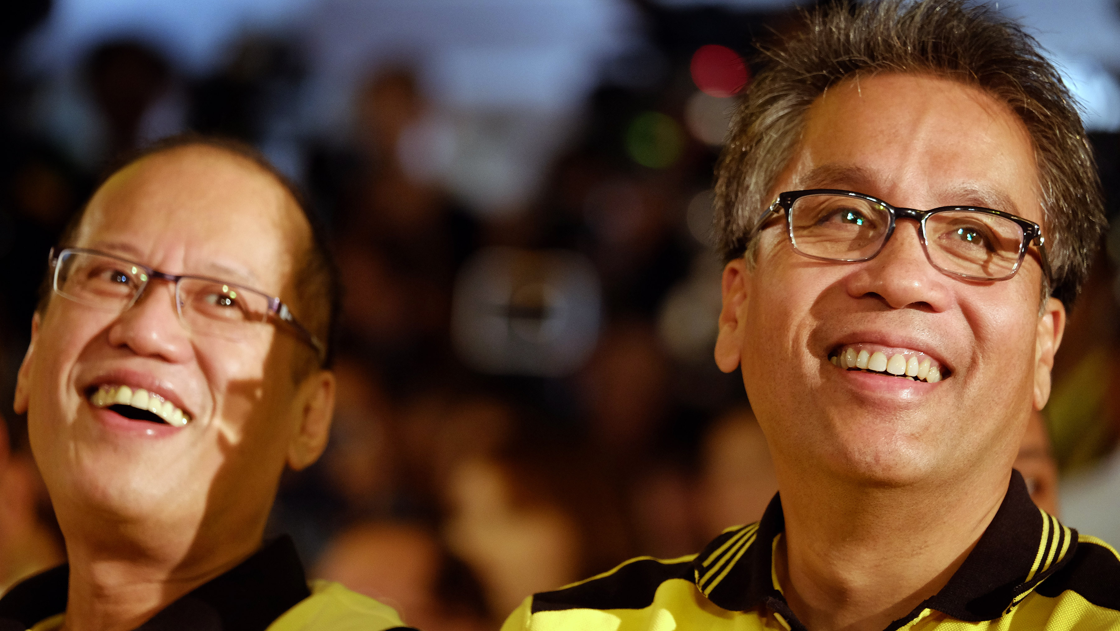 SURGE IN NUMBERS? Allies expect the President's endorsement to boost Mar Roxas' survey numbers. Photo by Gil Nartea/Malacañang Photo Bureau 