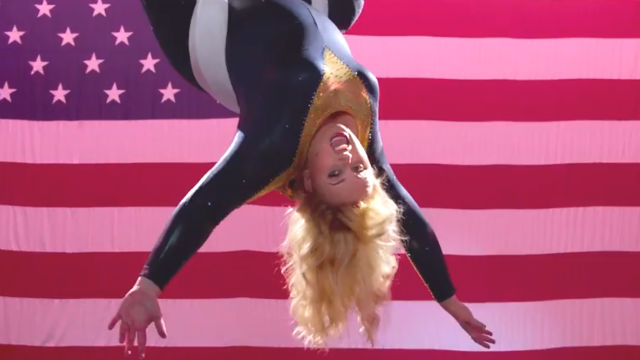 WARDROBE MALFUNCTION. Rebel Wilson in 'Fat Amy' in 'Pitch Perfect 2.' Screengrab from YouTube 