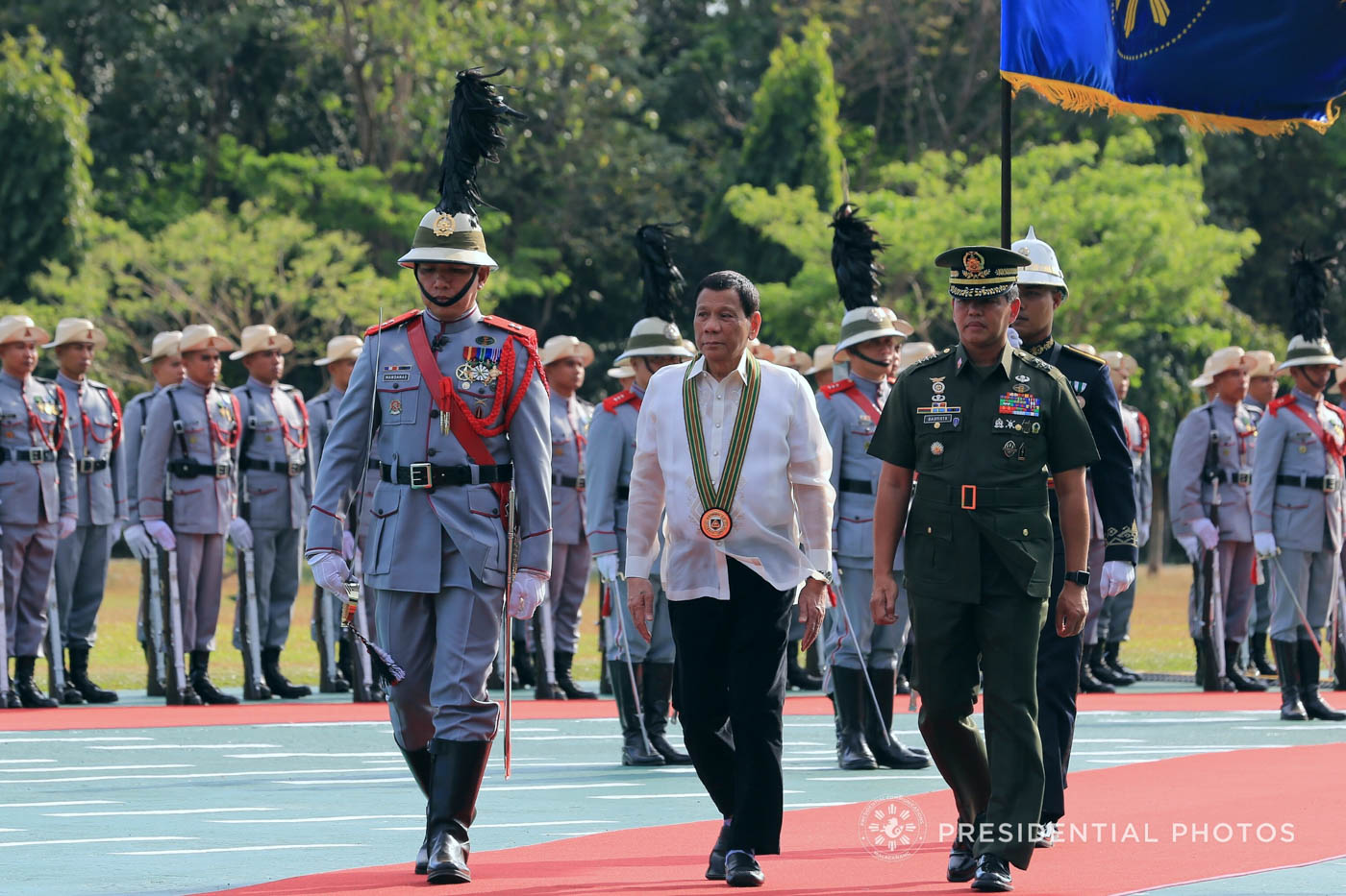 HONORS. President Rodrigo Duterte is accorded foyer honors upon his arrival at the Philippine Army headquarters for the 121st Founding Anniversary of the Philippine Army (PA) on March 20, 2018. 