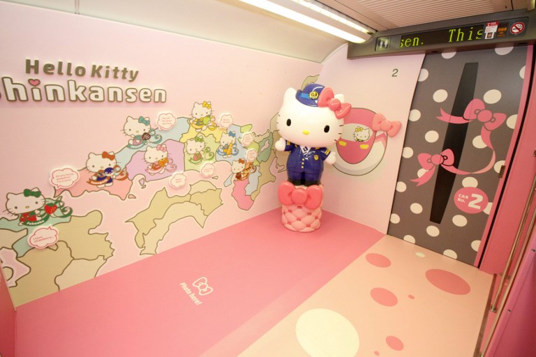 SELFIES.  Photo shows a spot inside a Shinkansen train for passengers to pose with popular character Hello Kitty, as seen at the Hakata car maintenance center in Fukuoka prefecture.
 Photo by  West Japan Railway / Handout /AFP 