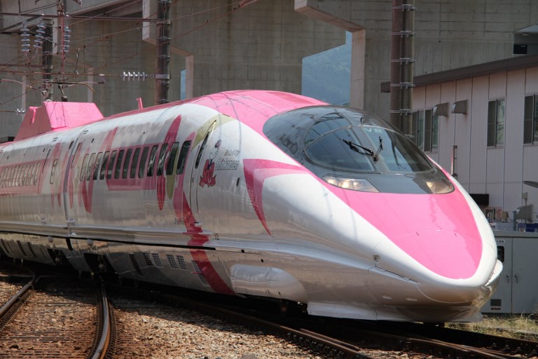 HELLO KITTY.  The Hello Kitty train will serve the cities of Osaka and Fukuoka for 3 months. Photo by West Japan Railway / Handout /AFP 
