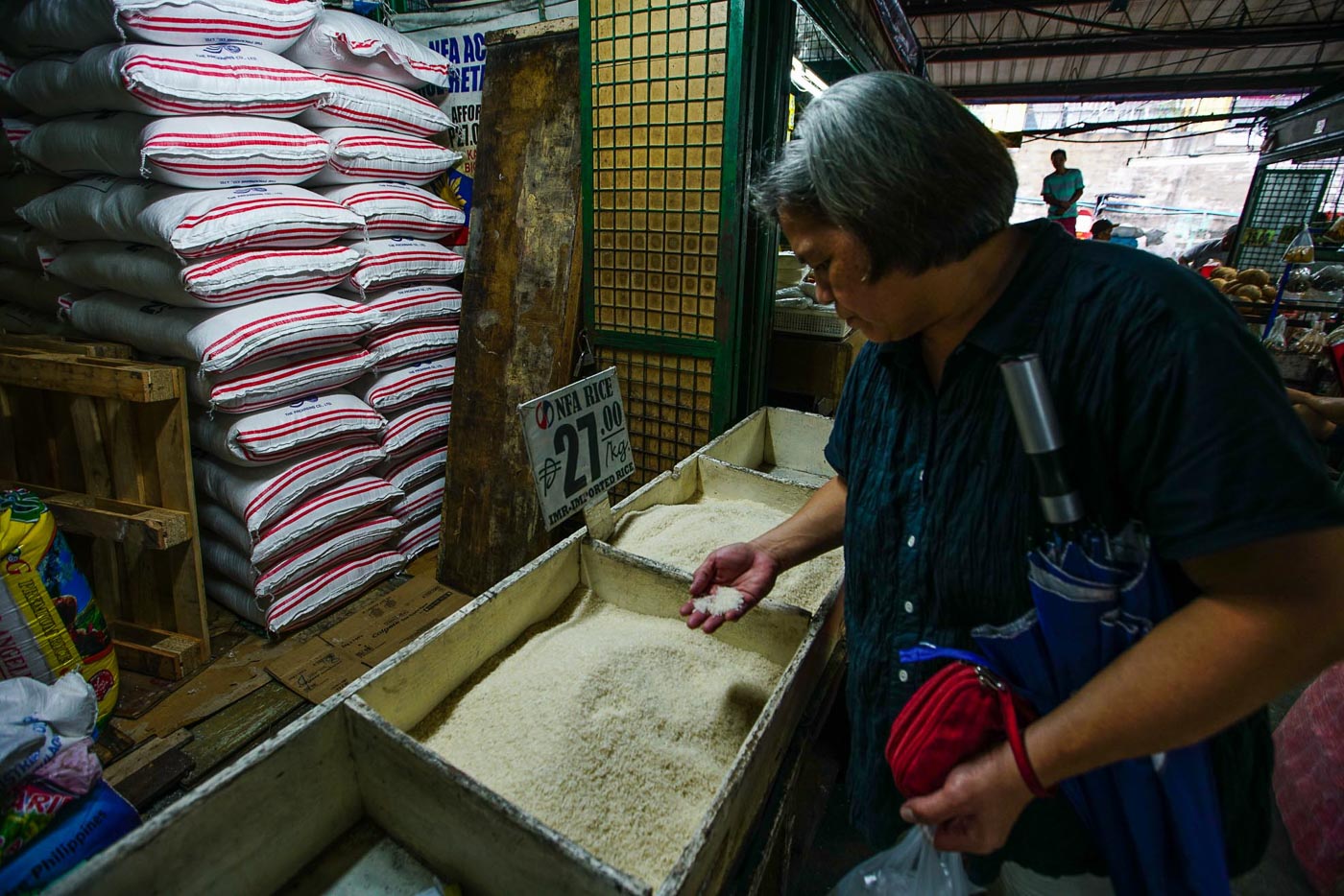 RICE SHORTAGE. The Commission on Audit says the rice shortage was partly caused by the NFA's diversion of food security program funds to payment of loans. Photo by Jire Carreon/Rappler 