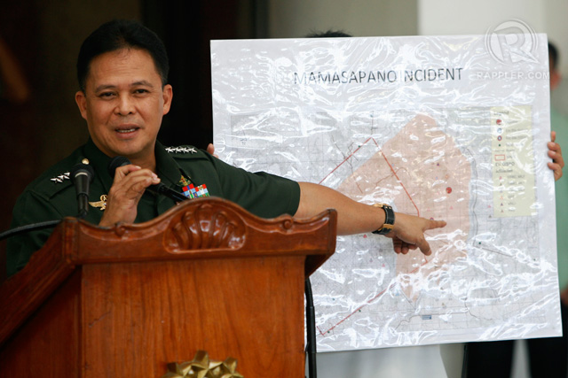 SCENE OF THE CLASH. AFP Chief Gregorio Catapang Jr points to Mamasapano, Maguindanao, where elite police forces clashed with rebel forces. Photo by Ben Nabong/Rappler 