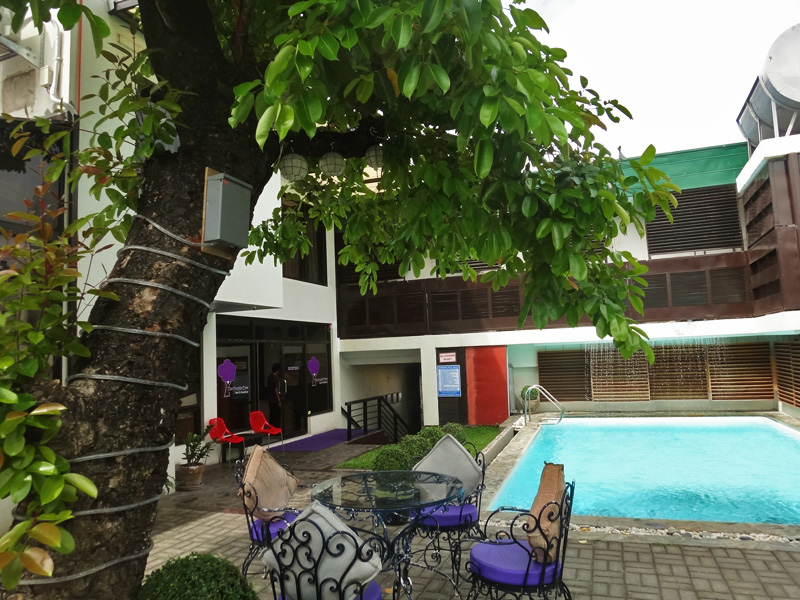 COZY B&B. For a relaxing, homey atmosphere, you can stay at bed and breakfasts like The Purple Tree in Parañaque 