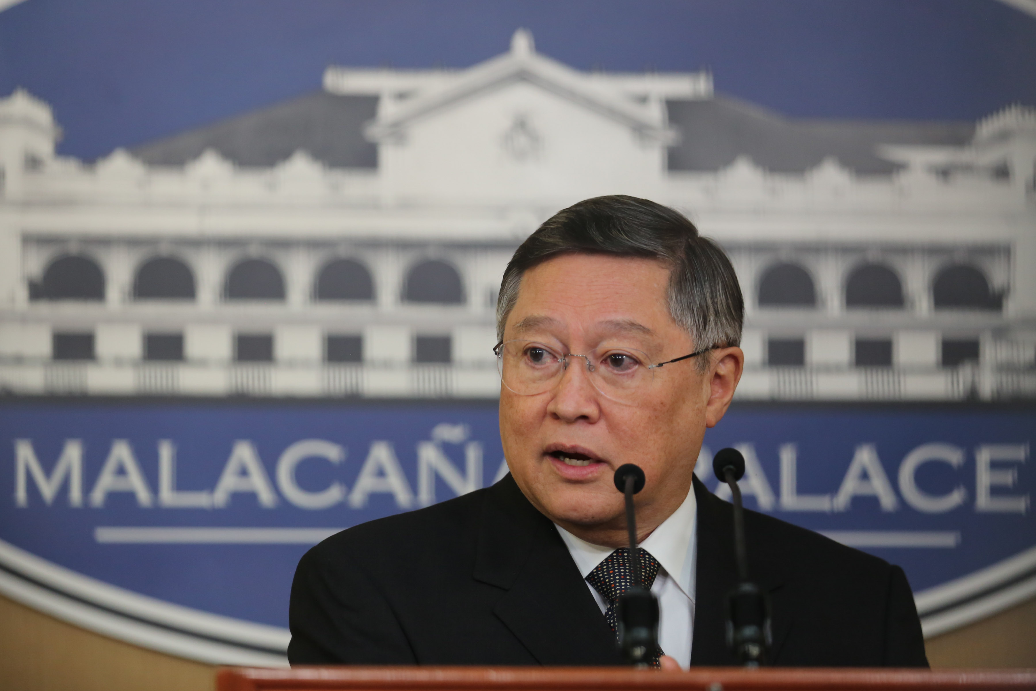 PROPER BIDDING. '[T]hese projects will be bid out and of course, if a company is not acceptable in the international field, they will not be able to bid for the project,' says Finance Secretary Carlos Dominguez III. Photo by King Rodriguez/Presidential Photo     