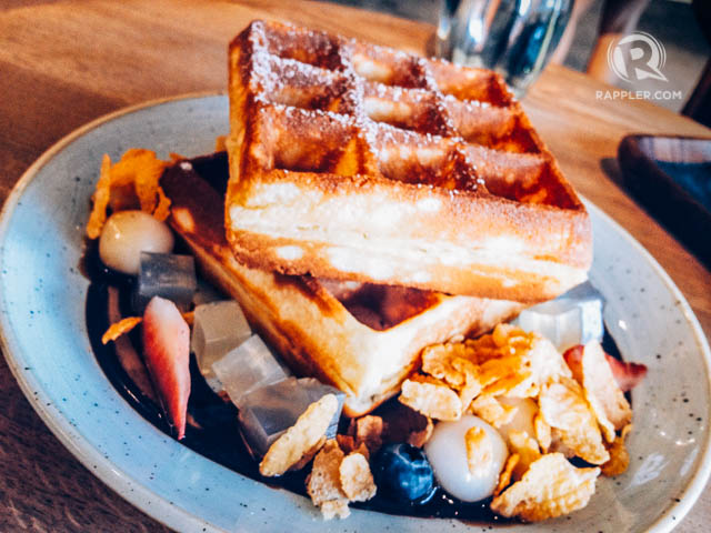 BESPOKE WAFFLES. Sunday Folks is a popular hangout on Jalan Merah Saga. A plate of waffles costs S$8 (paired with blueberries & strawberries) to S$11.50 (with soft-serve ice cream). Just add S$1.50 to S$1.90 for every standard or premium topping. 