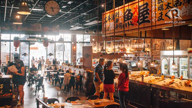 AROUND THE WORLD. The merchants here sell food (and even fresh produce) from all corners of the globe. At PasarBella, you might feel like you’ve traveled the world.