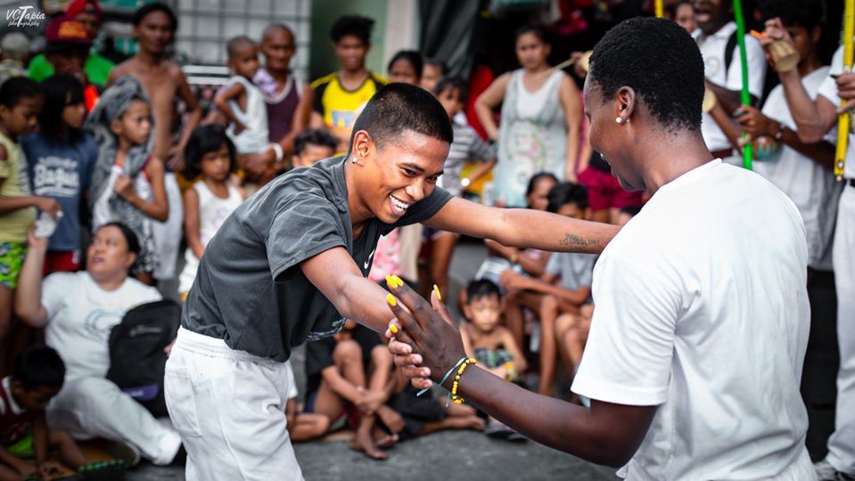 HOPE IN CAPOEIRA. Youth enjoys playing Capoeira Angola at Project Bantu as part of an overall education and self-development curriculum.
Photo by VCTapia Photography
  