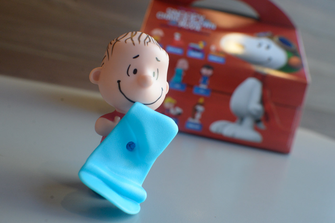 peanuts happy meal toys