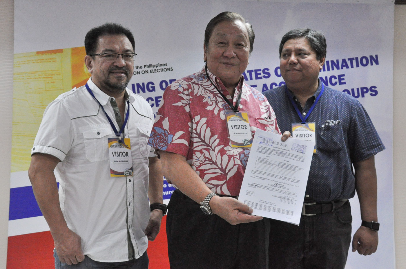 MANILA'S OWN. Representative Lito Atienza joins members of Buhay Party-list group. Photo by Ben Nabong/Rappler 