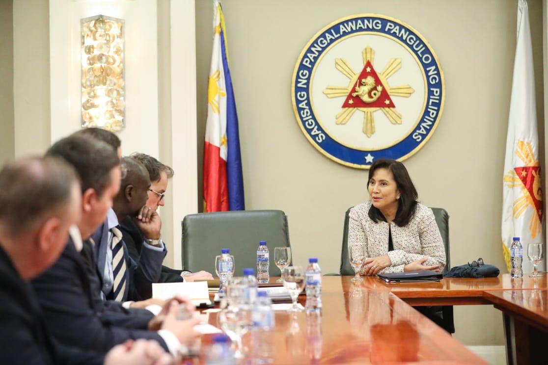 WHEN SHE WAS ANTI-DRUG CZAR. Vice President Leni Robredo meets with the inter-agency working-level delegation from the United States government to discuss how to fight illegal drugs in the Philippines. Photo from OVP  