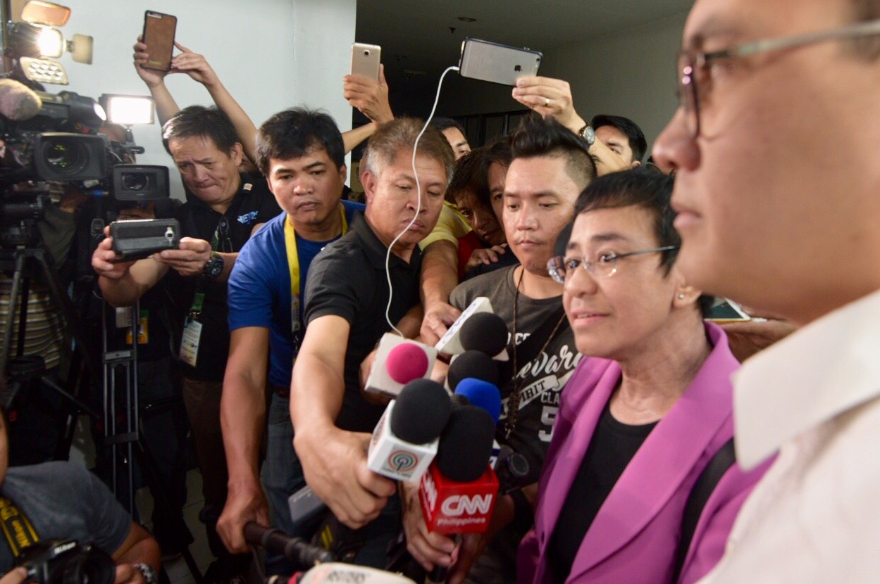 CYBER LIBEL COMPLAINT. Maria Ressa complies with a summons by the National Bureau of Investigation on January 22, 2018 for a cyber libel complaint filed by businessman Wilfredo Keng. File photo by LeAnne Jazul/Rappler 