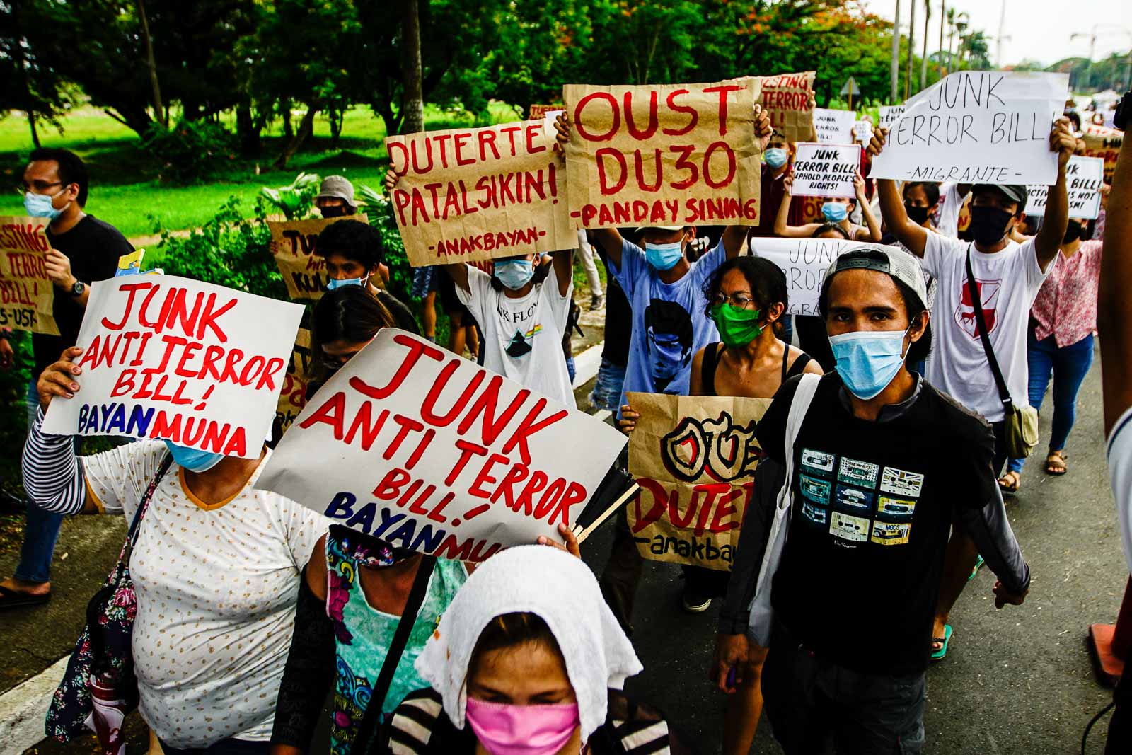 PROTEST. Militant groups march from Philcoa to the UP Quezon Hall in Quezon City on June 3, 2020, to protest against the passing of HB 6875 also known as the Anti-Terrorism Bill. The bill was certified urgent by President Duterte passed Congress on 2nd reading and will soon be sent to the Senate for final reading before becomming a law. Photo by Jire Carreon/Rappler 