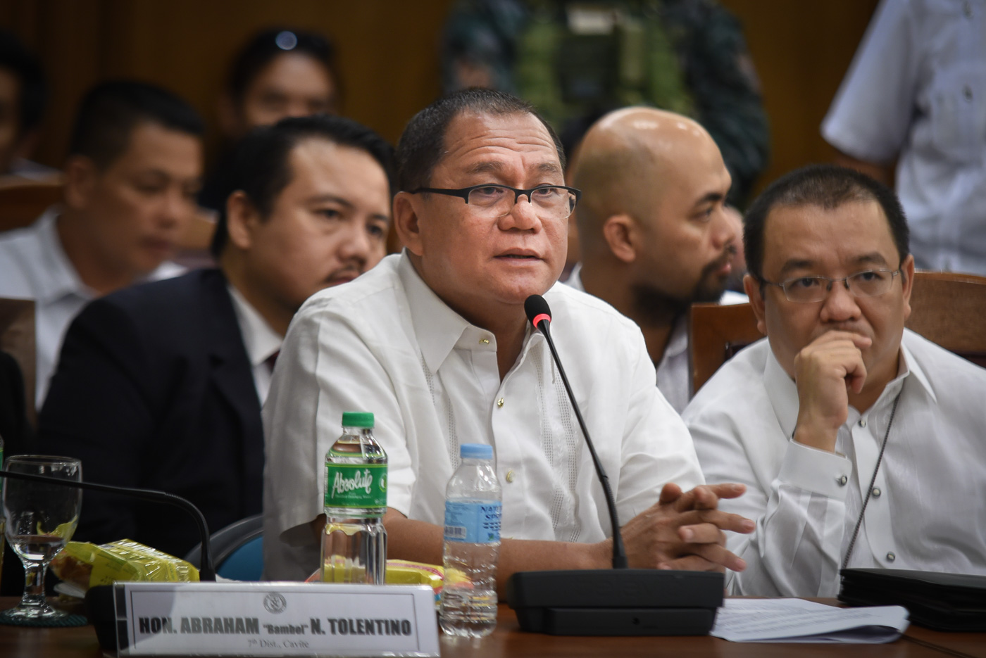BILIBID DRUG TRADE. NBI agent Jovencio "Jun" Ablen Jr during his testimony at the HOR Committe on Justice inquiry on September 20, 2016 into the drug trade at the New Bilibid Prison. Photo by LeAnne Jazul/Rappler 