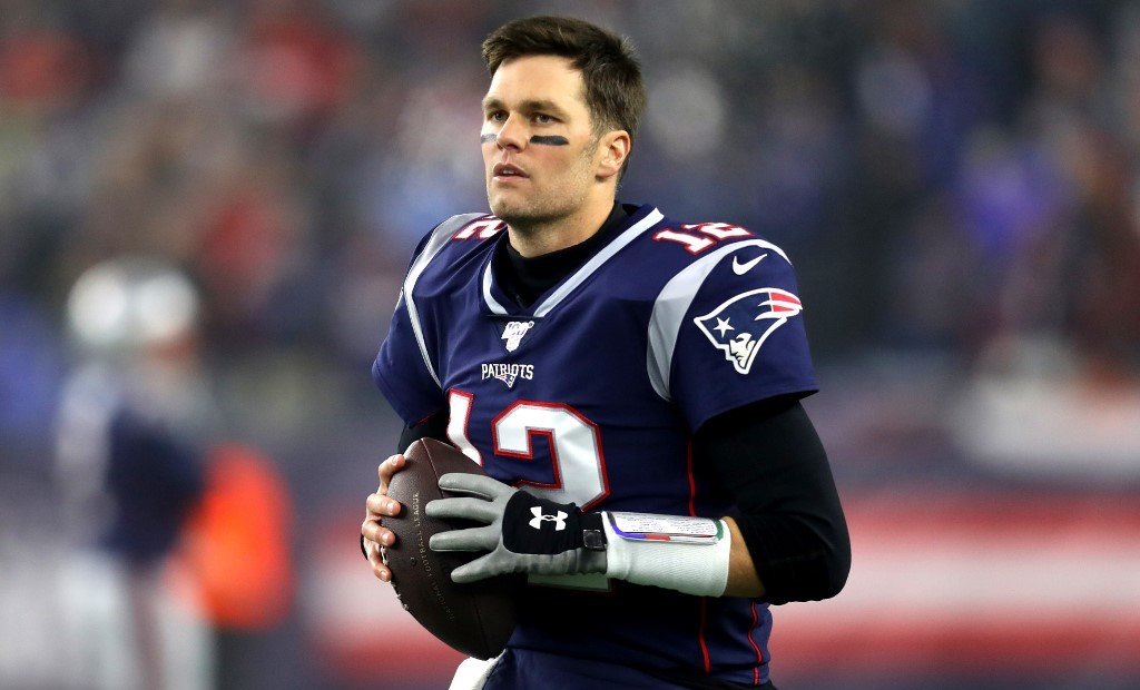 Tom Brady Signs Nfl Contract With Tampa Bay Buccaneers 0930