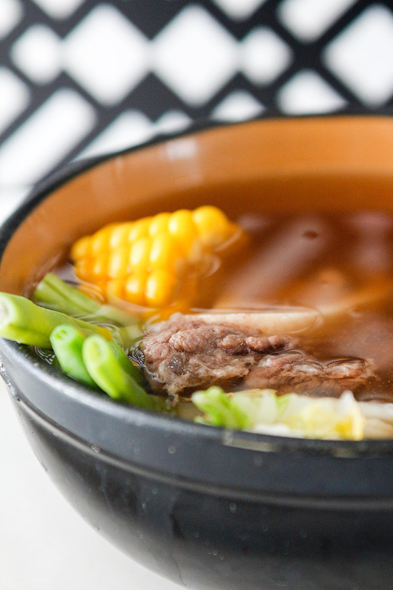 COMFORT FOOD. Tuck into a heaping bowl of Jek’s Kubo famous bulalo