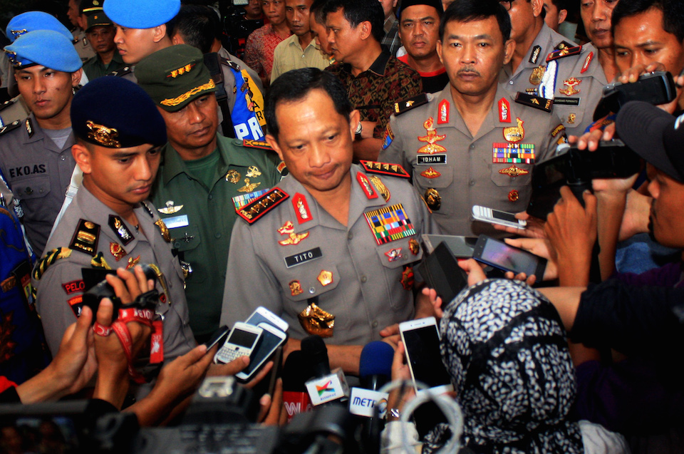 Kapolri Jenderal Tito Karnavian (tengah) memberikan keterangan kepada media, pada 21 Oktober 2016. Foto oleh Moko WH/Antara 