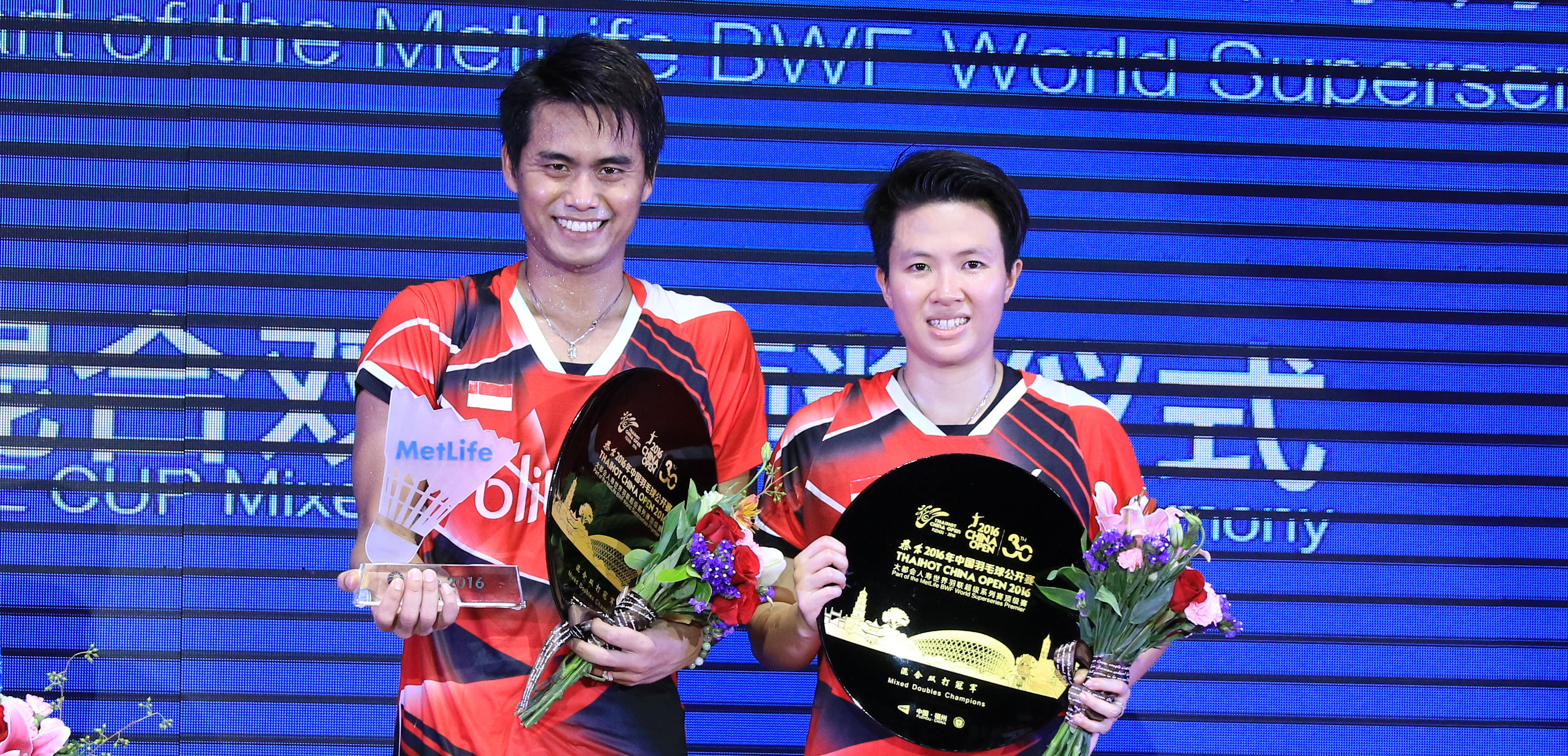 Kevin/Marcus menjadi juara turnamen bulu tangkis China Terbuka 2016, pada 20 November. Foto dari badmintonindonesia.org

 