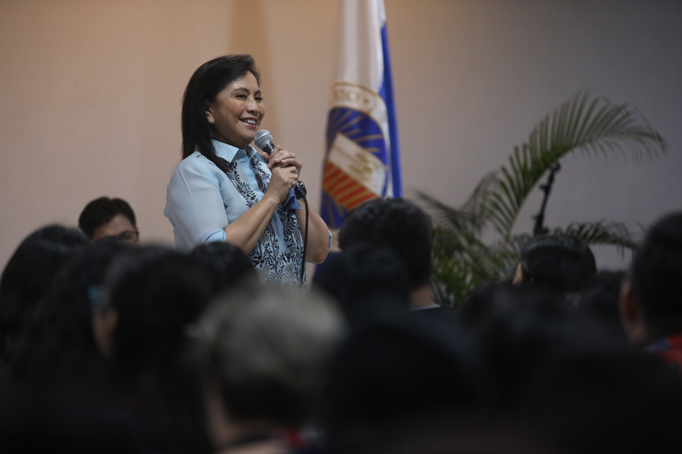 BACK IN THE CABINET? President Rodrigo Duterte offers Vice President Leni Robredo a chance to return to his Cabinet. File photo by Chari Villegas/OVP 