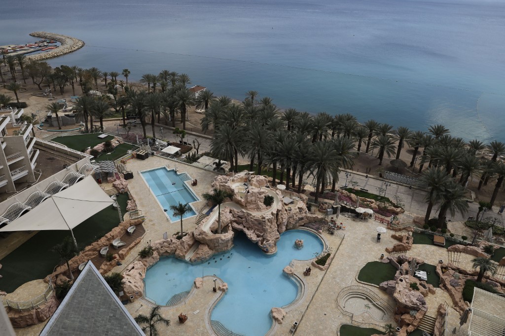 EMPTY. The empty swimming pools of the closed Dan Eilat hotel in the southern Israeli Red Sea resort city of Eilat on April 17, 2020. Photo by Menahem Kahana/AFP 