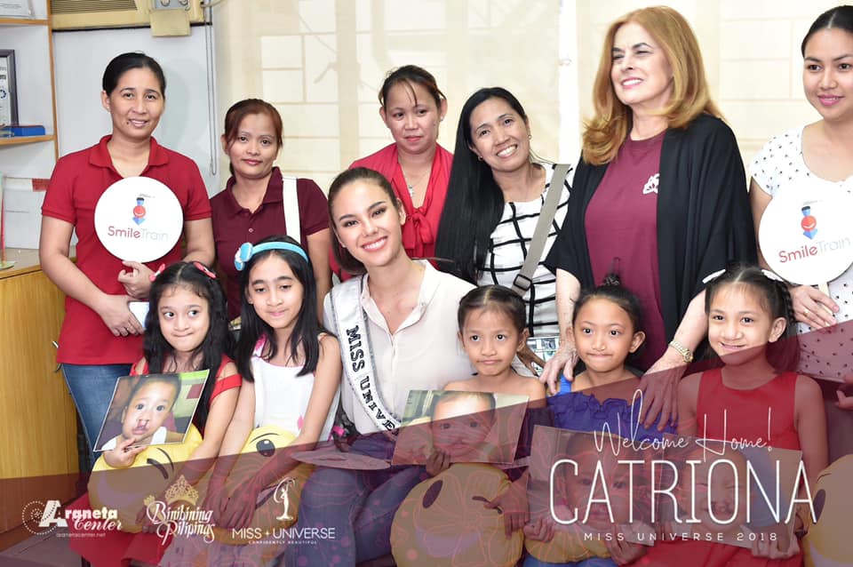 SMILE TRAIN. Catriona and BPCI chairperson Stella Araneta pay a visit to the kids of Smile Train in Quezon City. Photo by Bruce Cassanova/Bb Pilipinas    