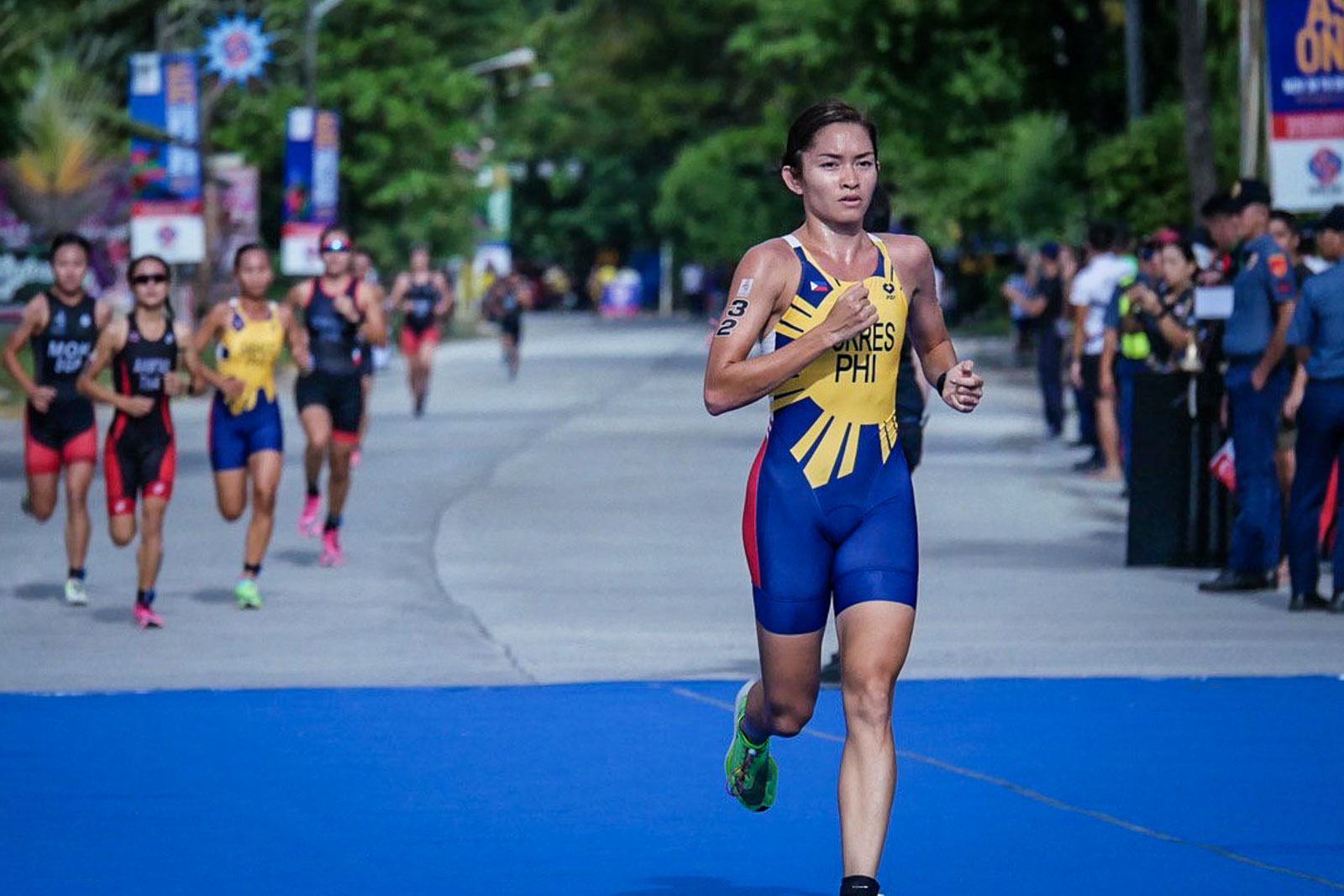 TOO GOOD. Monica Torres leaves the rest of the pack behind early. Photo by Marga Deona/Rappler 