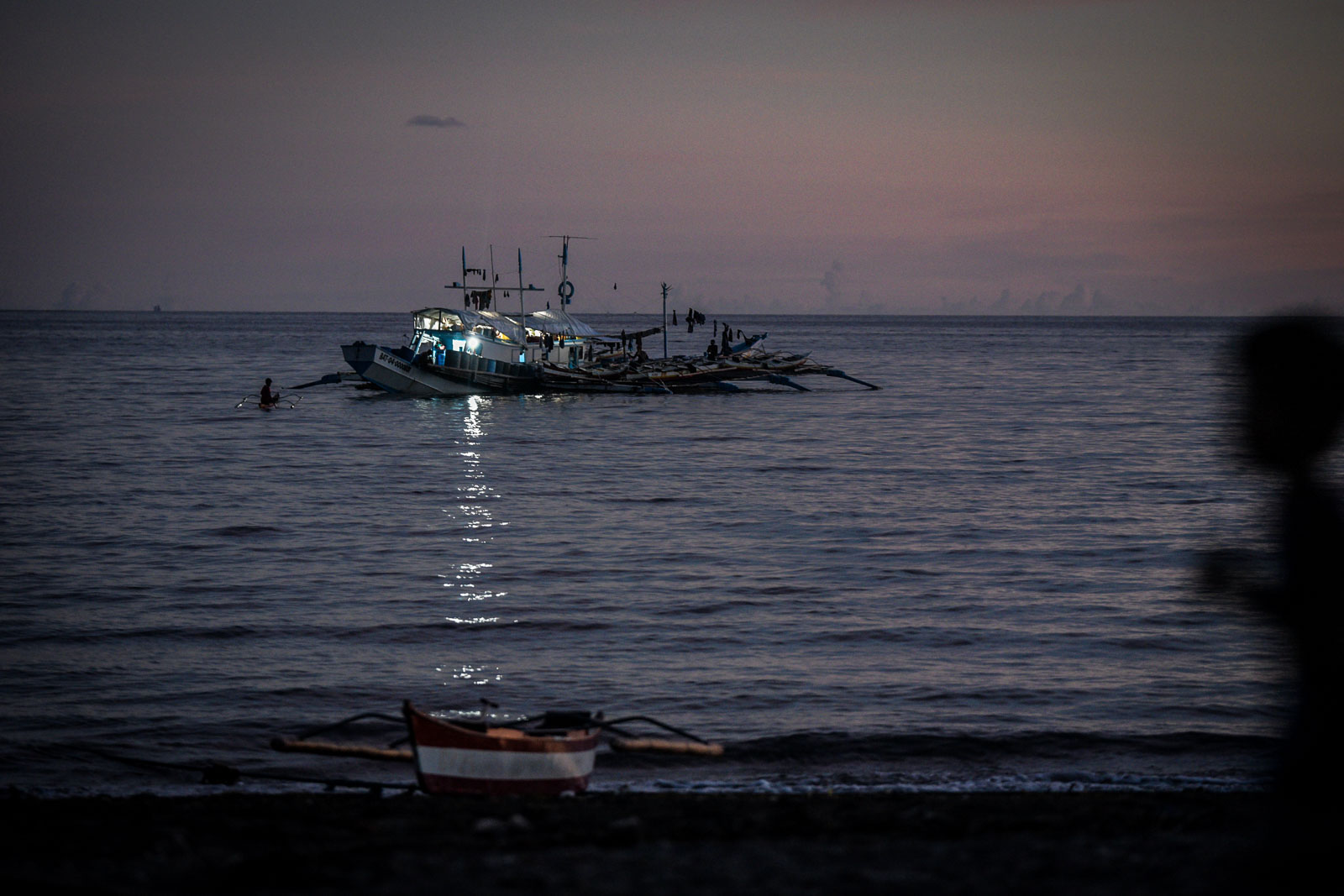FILIPINO FISHERMEN. Fishing boats anchored in Barangay San Roque, San Jose Occidental Mindoro on June 21, 2019. Photo by LeAnne Jazul/Rappler 