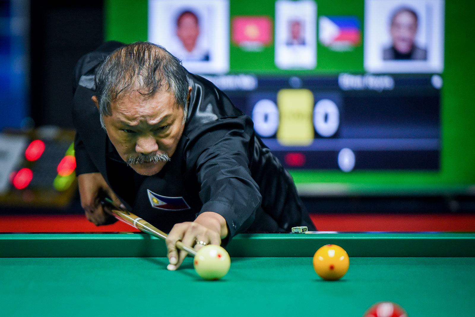 PODIUM FINISH. Sports icon Efren 'Bata' Reyes settles for another SEA Games bronze. Photo by Lisa Marie David/Rappler   