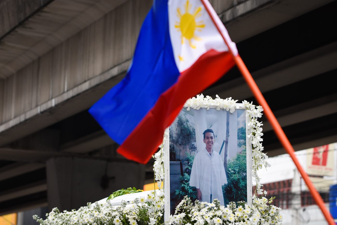 JUSTICE. The death of 17-year-old Kian delos Santos in August 2017 triggered massive condemnation from the public. Photo by LeAnne Jazul/Rappler 