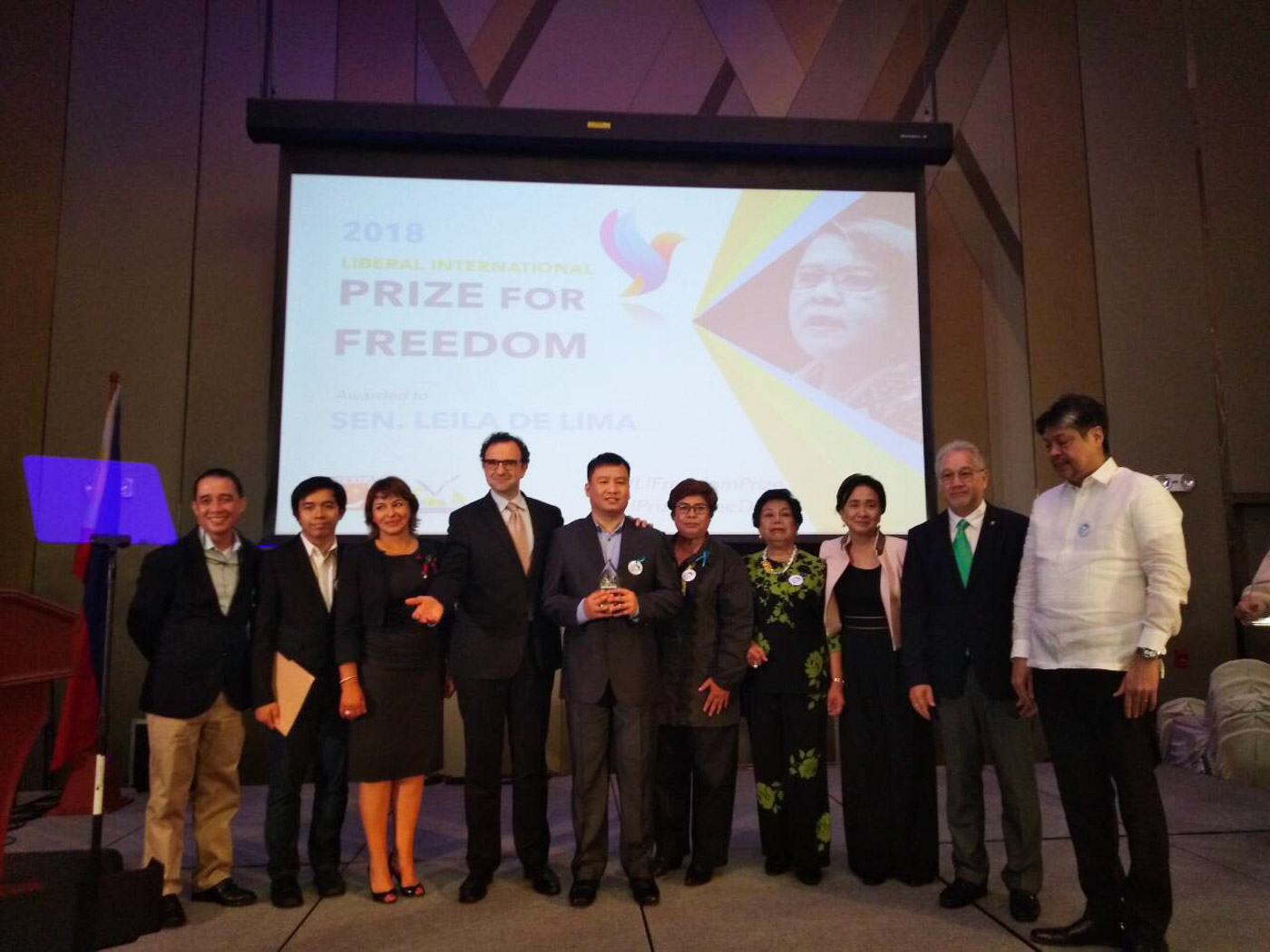 HONOR. Members of Senator Leila de Lima's family pose for a photo after receiving the Liberal International's Prize for Freedom award. Photo by Alexa Cruz/Rappler    