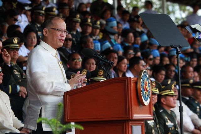 BBL. President Benigno Aquino III raises the issue of the proposed Bangsamoro Basic Law as he speaks before the Philippine Military Academy (PMA) Class of 2016. Photo by Marcelino Pascua/Malacañang Photo Bureau 