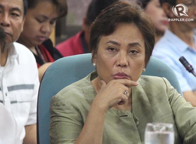 DISSENTING COMMISSIONER. Unlike 6 other Comelec members, Commissioner Rowena Guanzon says the poll body shouldn't accept Mayor Rodrigo Duterte's certificate of candidacy, at least for now. File photo by Joel Leporada/Rappler