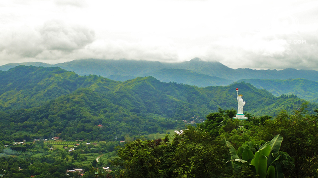 PANORAMIC. The Sierra Madre Mountain Range is already visible from Boso-Boso, Antipolo, less than an hour from Manila. Photo taken from Boso-Boso Highlands Resort  