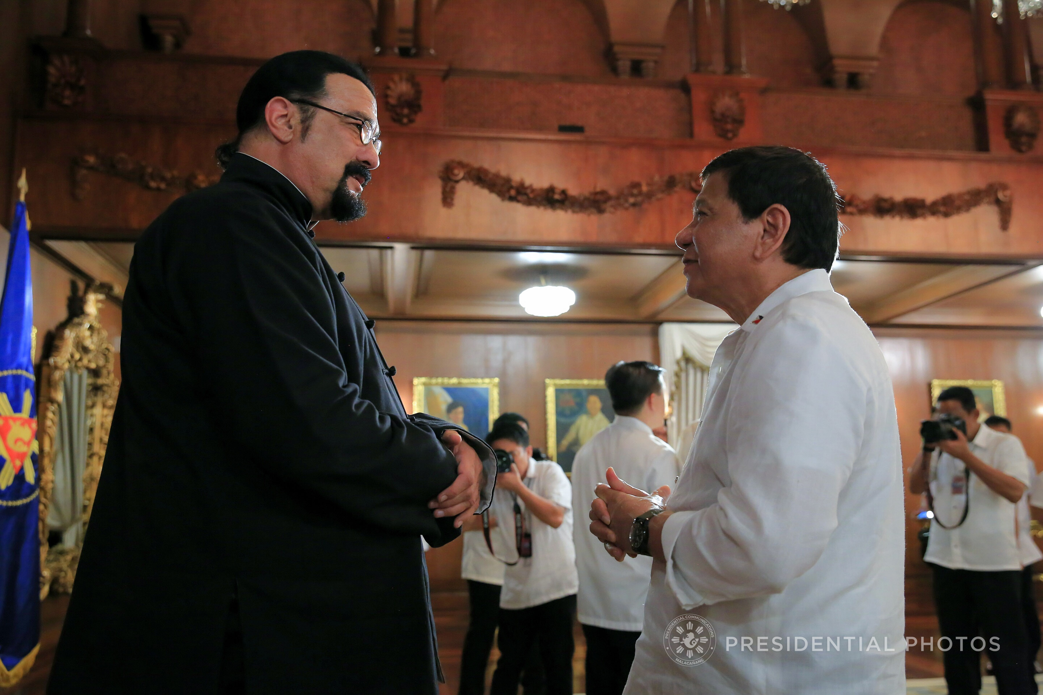 Картинки по запросу Steven Seagal meets Duterte