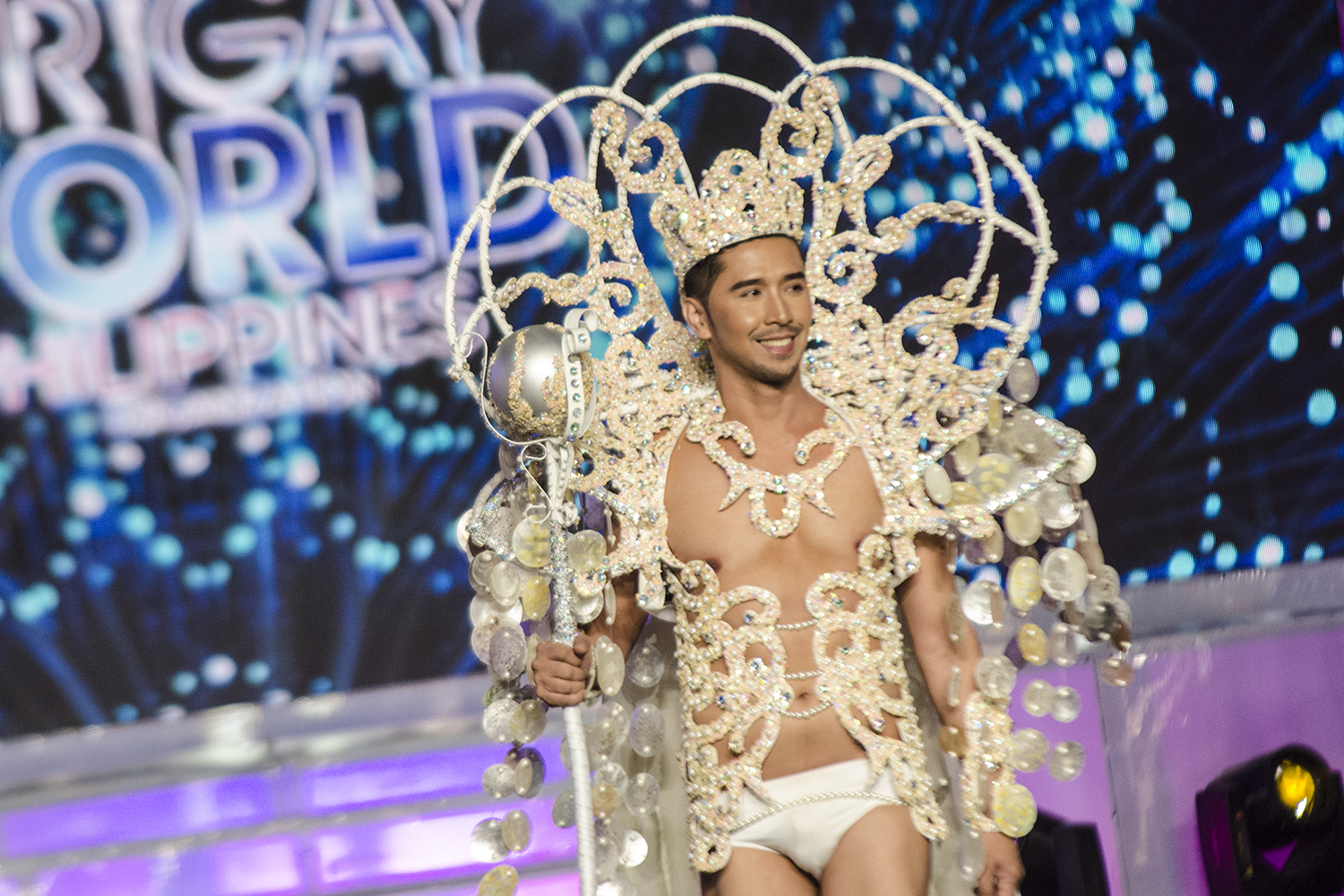 IN PHOTOS: Mr Gay World PH 2016 – see all the show-stopping national costumes