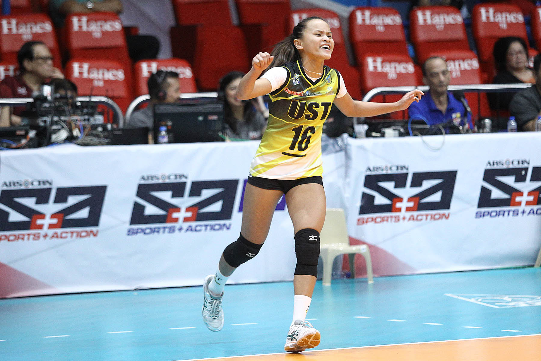 UST’s Sisi Rondina draws inspiration from reunion with OFW mom