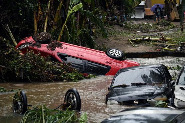 21 Dead As Torrential Rain Hits Brazil