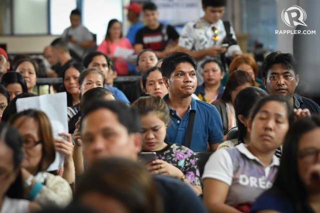 NO BAN. The Department of Labor and Employment clarifies there is no deployment ban or mandatory repatriation order for overseas Filipino workers in Hong Kong. File photo by LeAnne Jazul/Rappler 