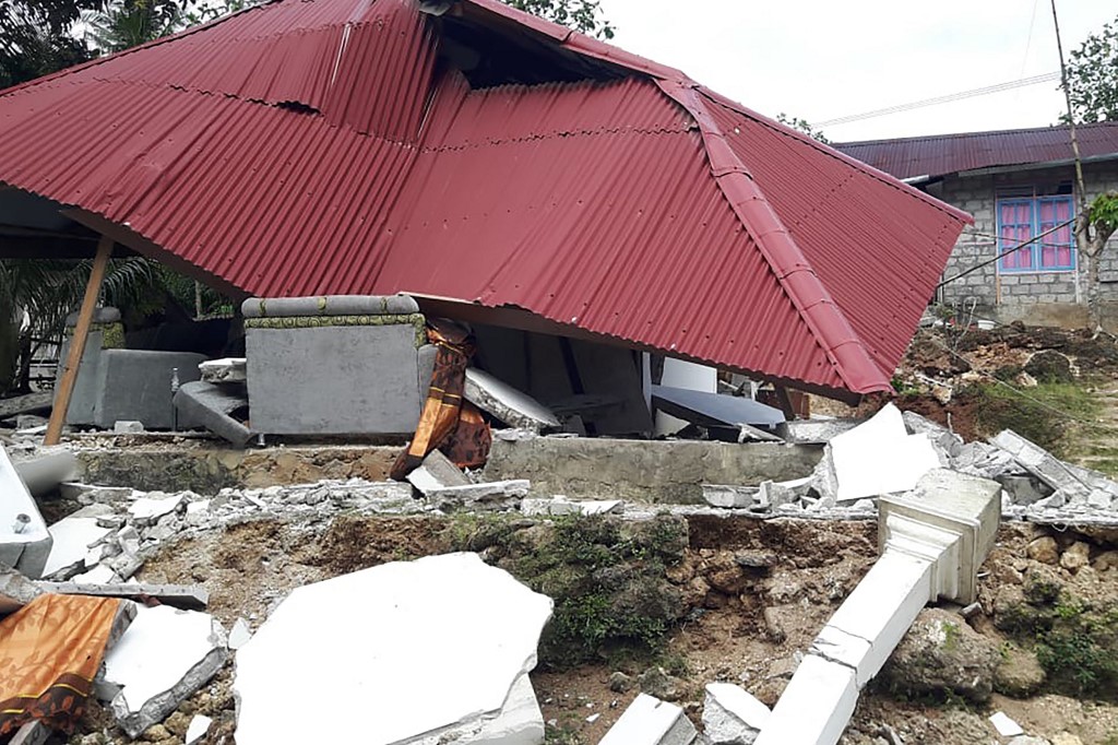 Indonesia quake death toll rises to 30 – gov't