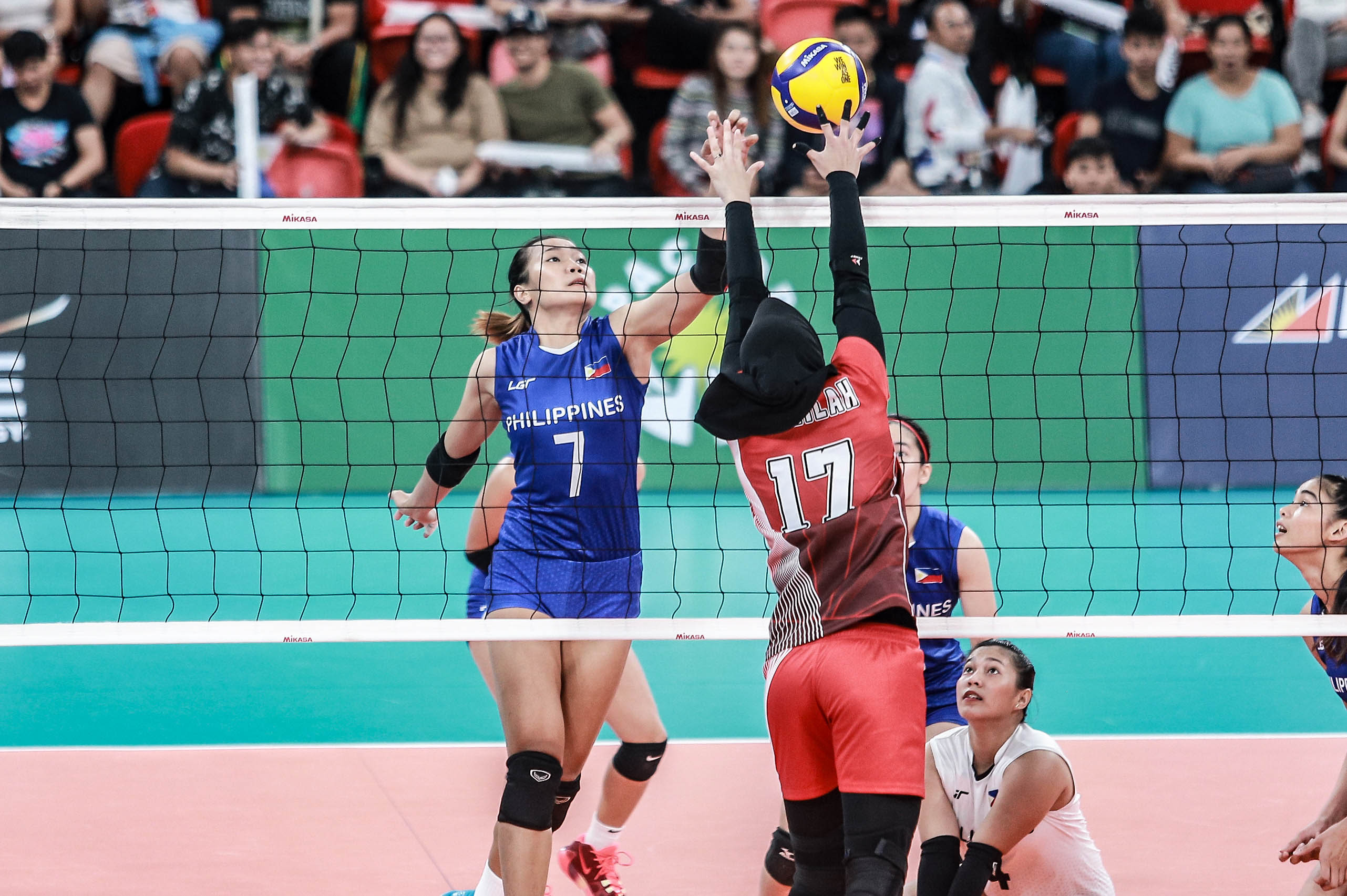 Indonesia deals PH volleyball one last heartbreak in 5set bronze finish