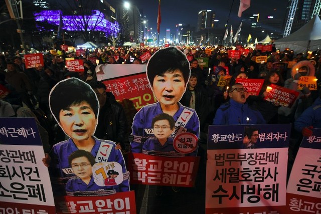 Monk Sets Himself On Fire At South Korea Anti Park Rally