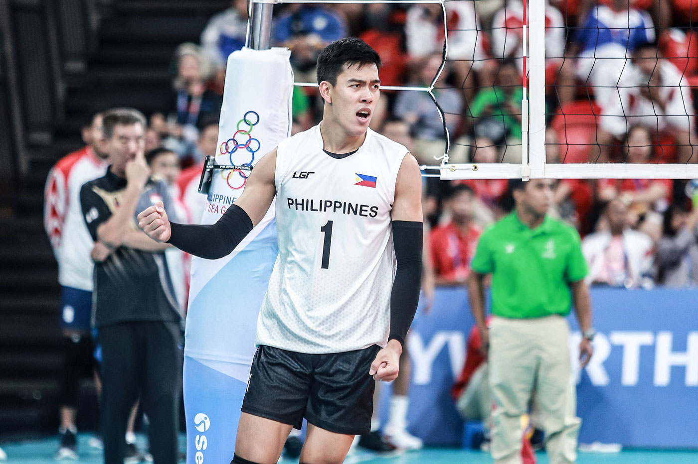 Power Plays Record Romps Top Filipino Athletes Of