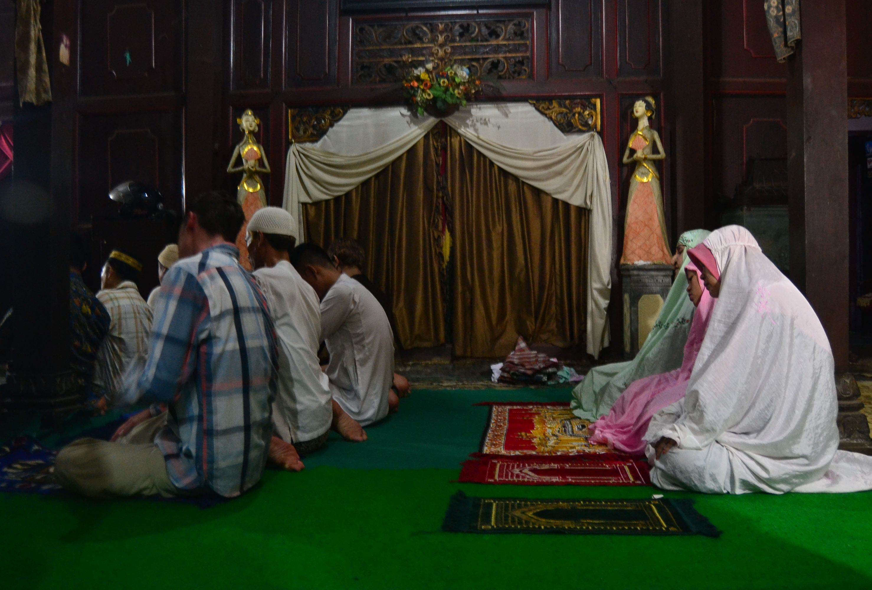 Tadarus Al-Qur'an, ngabuburit ala santri ponpes waria Al-Fatah