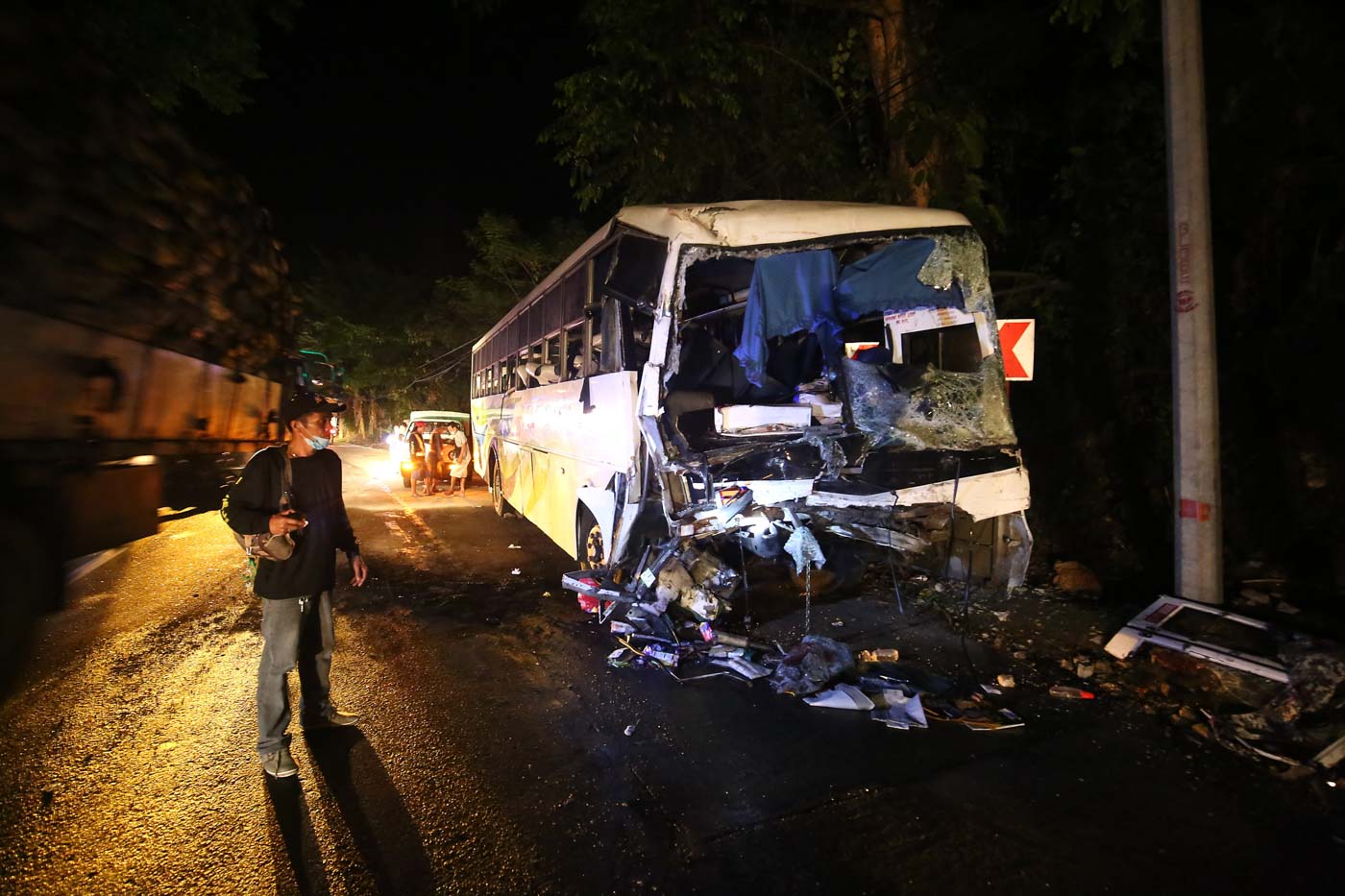 3 dead after bus collides with truck in Quezon