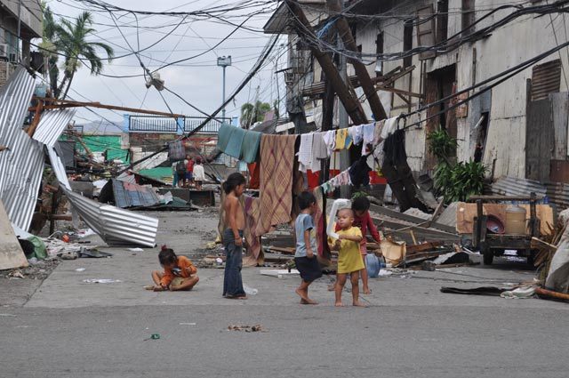 After tense meeting with Aquino, Tacloban trader back in business